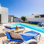Aurora Villa *