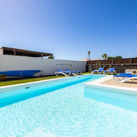 Aurora Villa